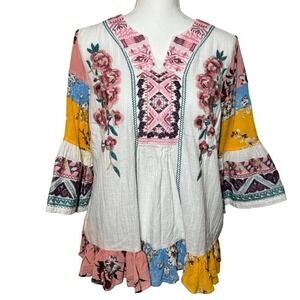 Caleesa Boho Patchwork Embroidered Top Medium White Floral Bell Sleeve